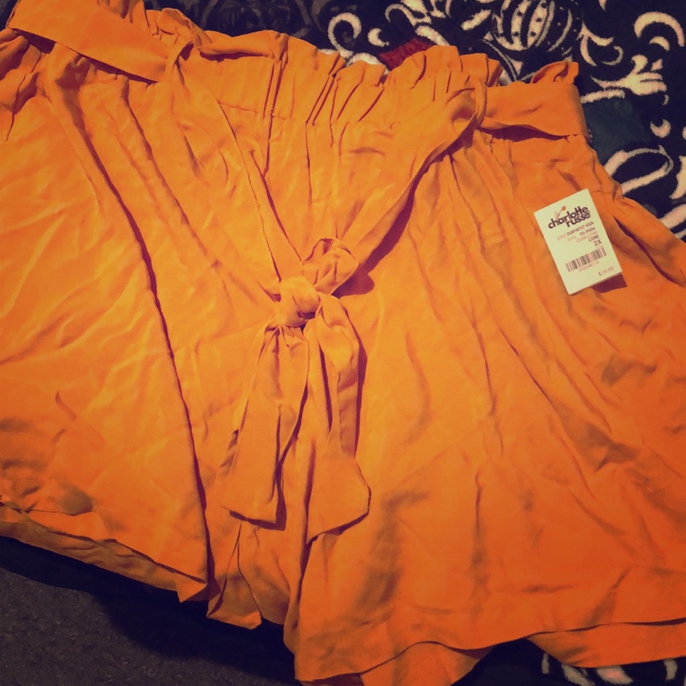 CHARLOTTE RUSSE ORANGE SHORTS